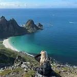 Sea Kompleks wypoczynkowy 3*